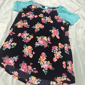 High low floral top. Large