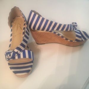 J Renee wedges NWOT