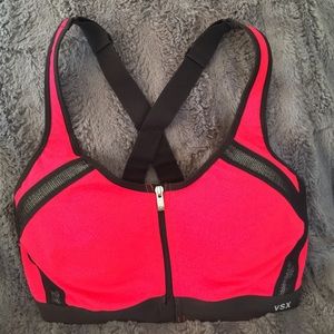 Victoria Secret VSX Sports Bra 34D