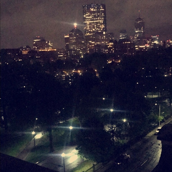 Meet your Posher, Kristen - Picture 2 of 4