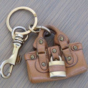 Chloe Paddington Keyring