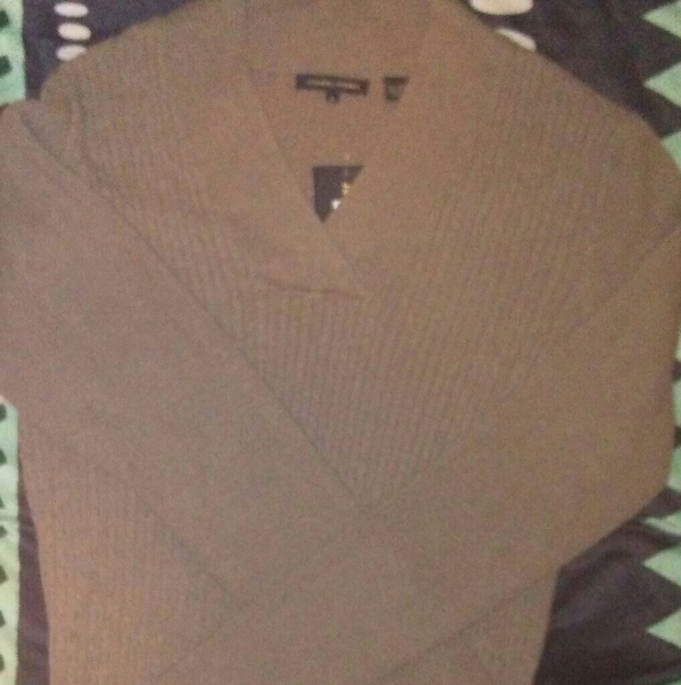 Jeanne Pierre sweater, brand new never worn