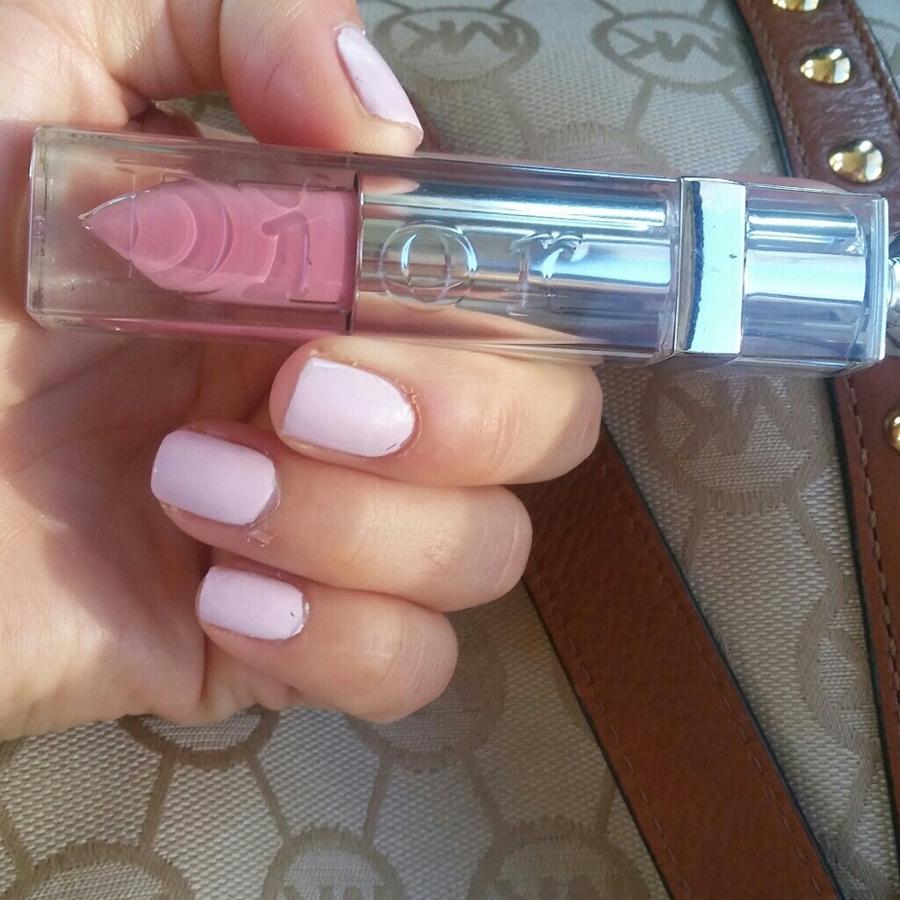 Meet your Posher, Itzel