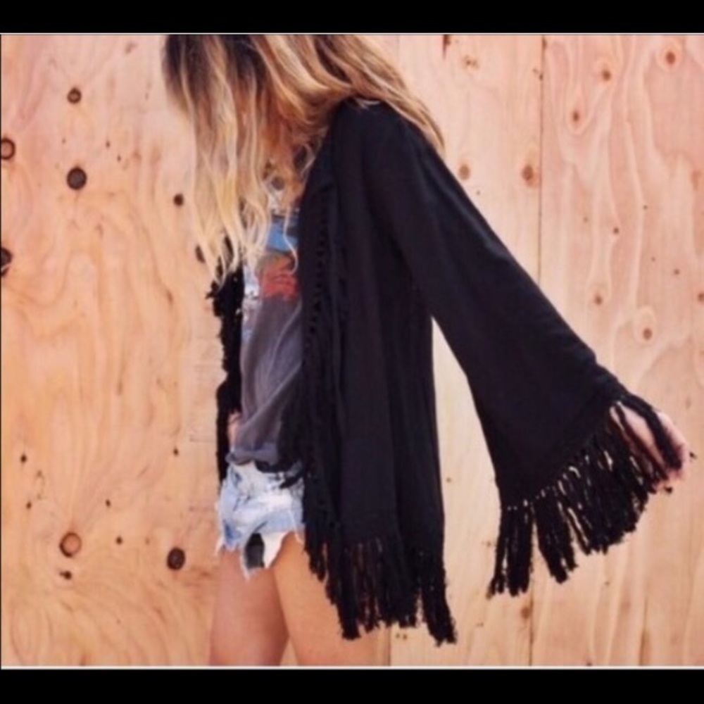 ISO IN SEARCH OF CEIL FRINGE CARDIGAN