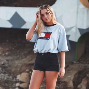 Meet your Posher, Cara