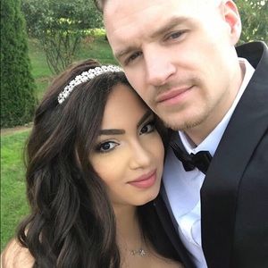 Meet your Posher, Yubelkis