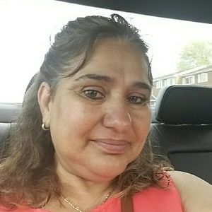 Meet your Posher, Santos