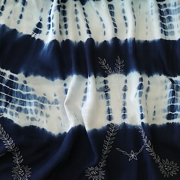 1 LEFT - Fun & Flirty Cold Shoulder Tie-dye Top - Picture 5 of 6