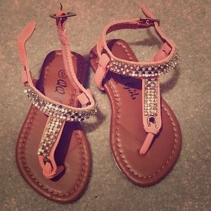 ❌SOLD❌ coral toddler sandals