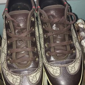 Gucci sneakers Size 6