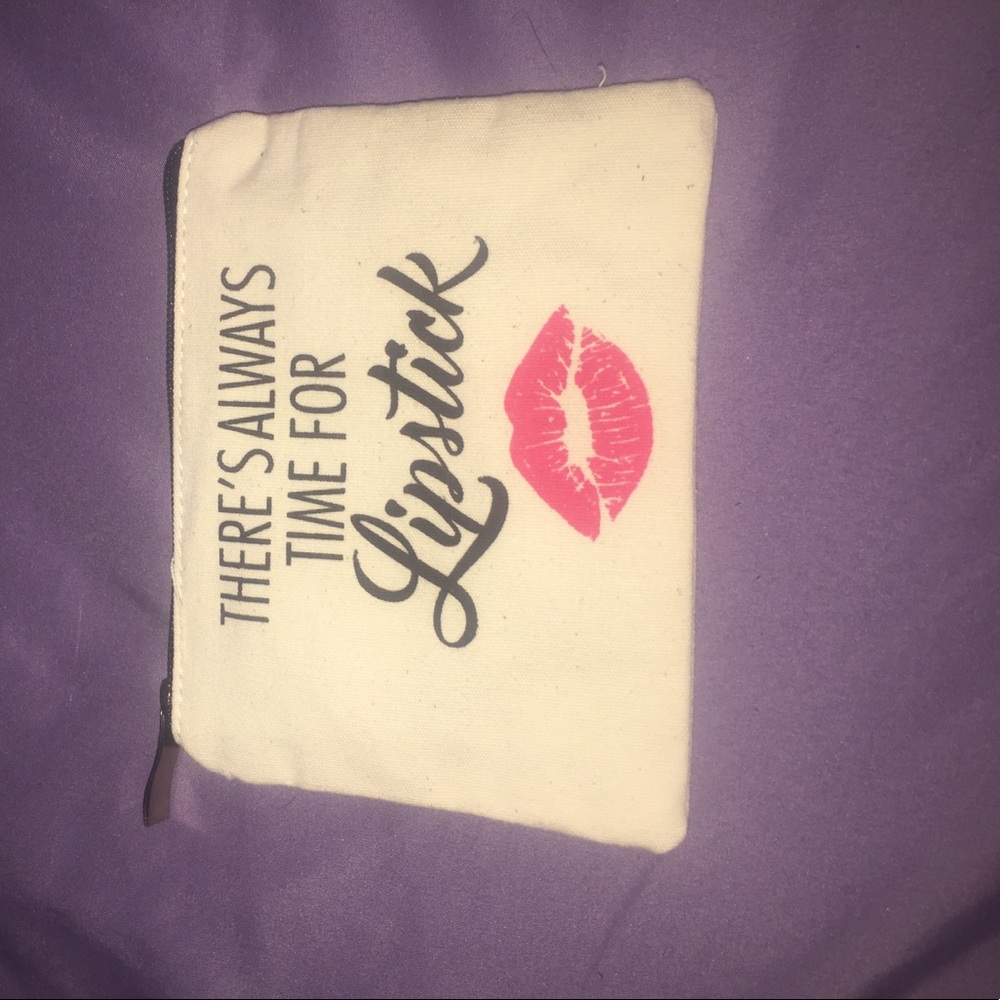 MAKEUP BAG💄