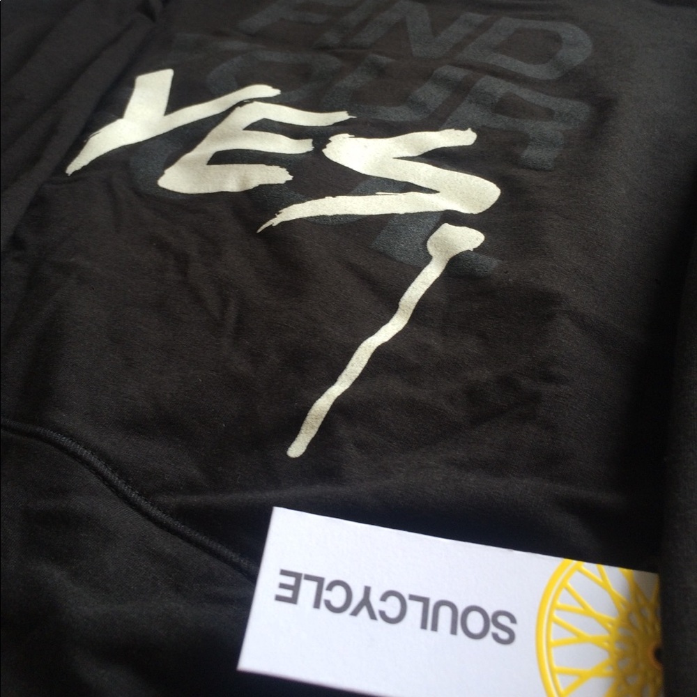 💛NWT SoulCycle pullover! Free headband! - Picture 4 of 6
