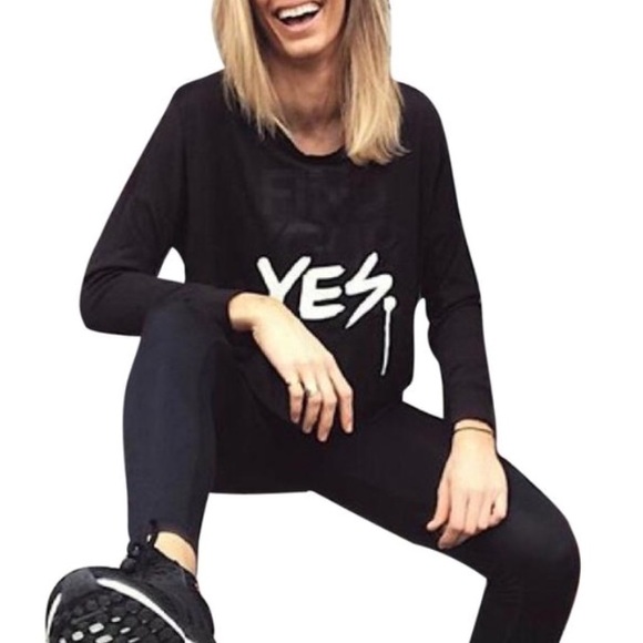 💛NWT SoulCycle pullover! Free headband! - Picture 6 of 6