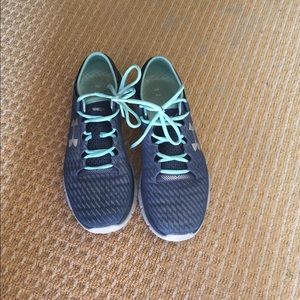 Under Armour speed form running shoes.