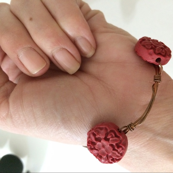 Wired Flowers Bracelet - Picture 2 of 4