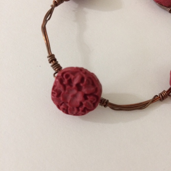 Wired Flowers Bracelet - Picture 3 of 4