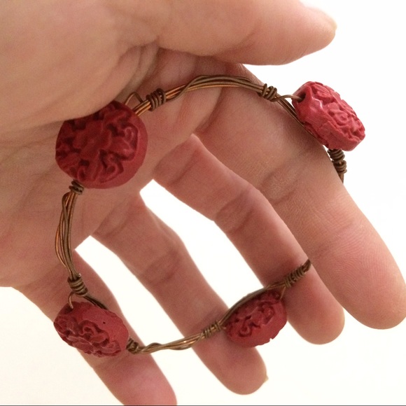 Wired Flowers Bracelet - Picture 4 of 4