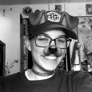 Meet your Posher, Alexis