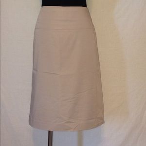 Ann Taylor lined light khaki career skirt size 14