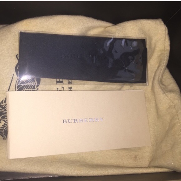 Burberry Shades! - Picture 2 of 3