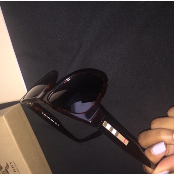 Burberry Shades! - Picture 3 of 3