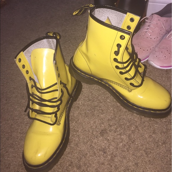 💛🚨SOLD🚨Yellow Dr. Martens! 💛 - Picture 3 of 4
