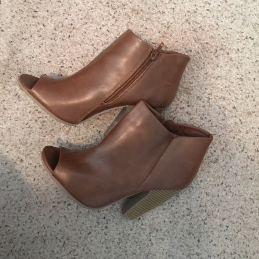 Cathy Jean booties