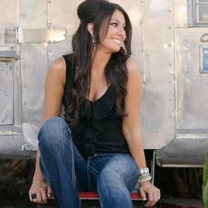 Meet your Posher, Dayna