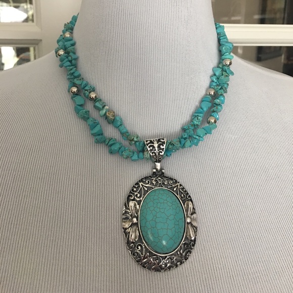 Turquoise Necklace & Earrings Set - Picture 3 of 7