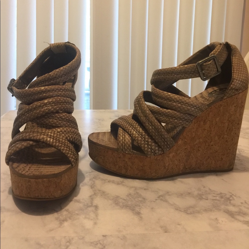 Tory Burch Taupe Snake print wedges. Size 8.