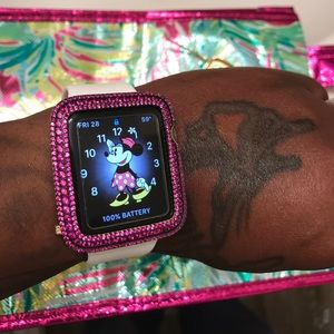Pink Apple Watch bezel🍎⌚️💎 BRANDNEW