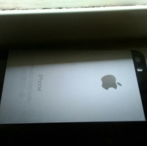 Iphone 5s - Picture 2 of 3