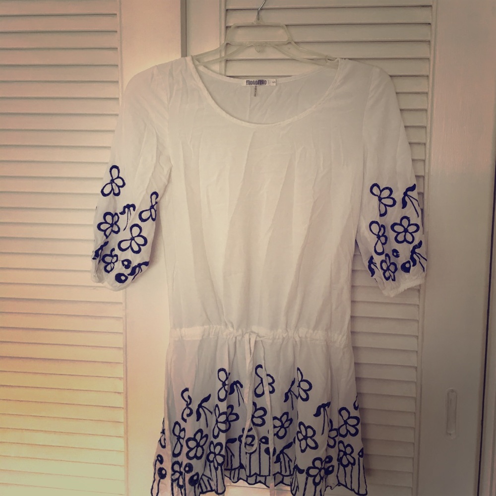 Monoreno dress