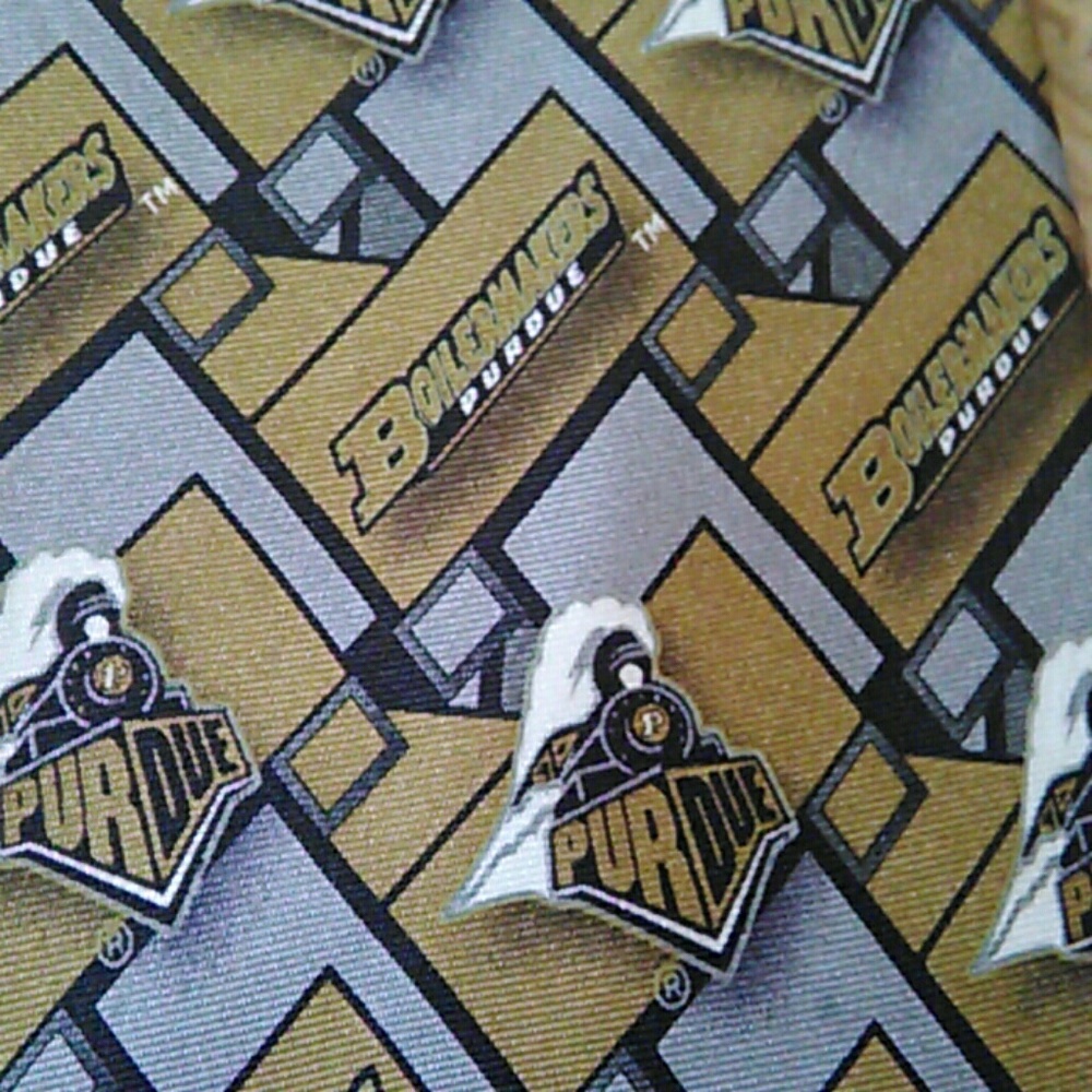 Purdue Boilermakers 100 percent silk tie