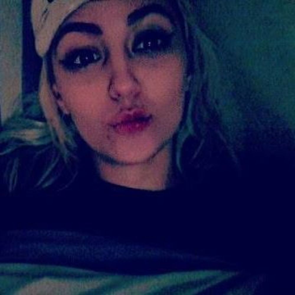 Meet your Posher, Nikki