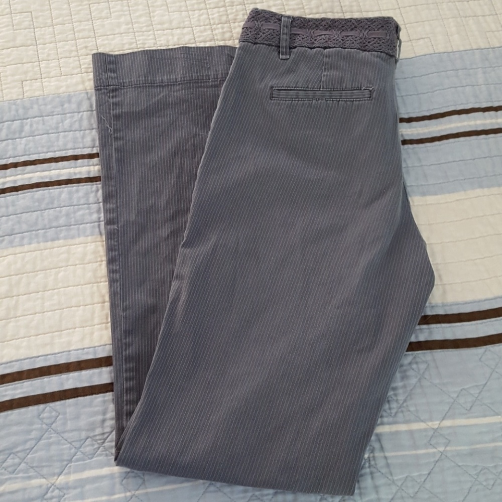 Old Navy grey striped pants