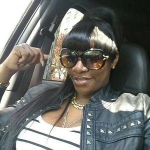 Meet your Posher, Latisha