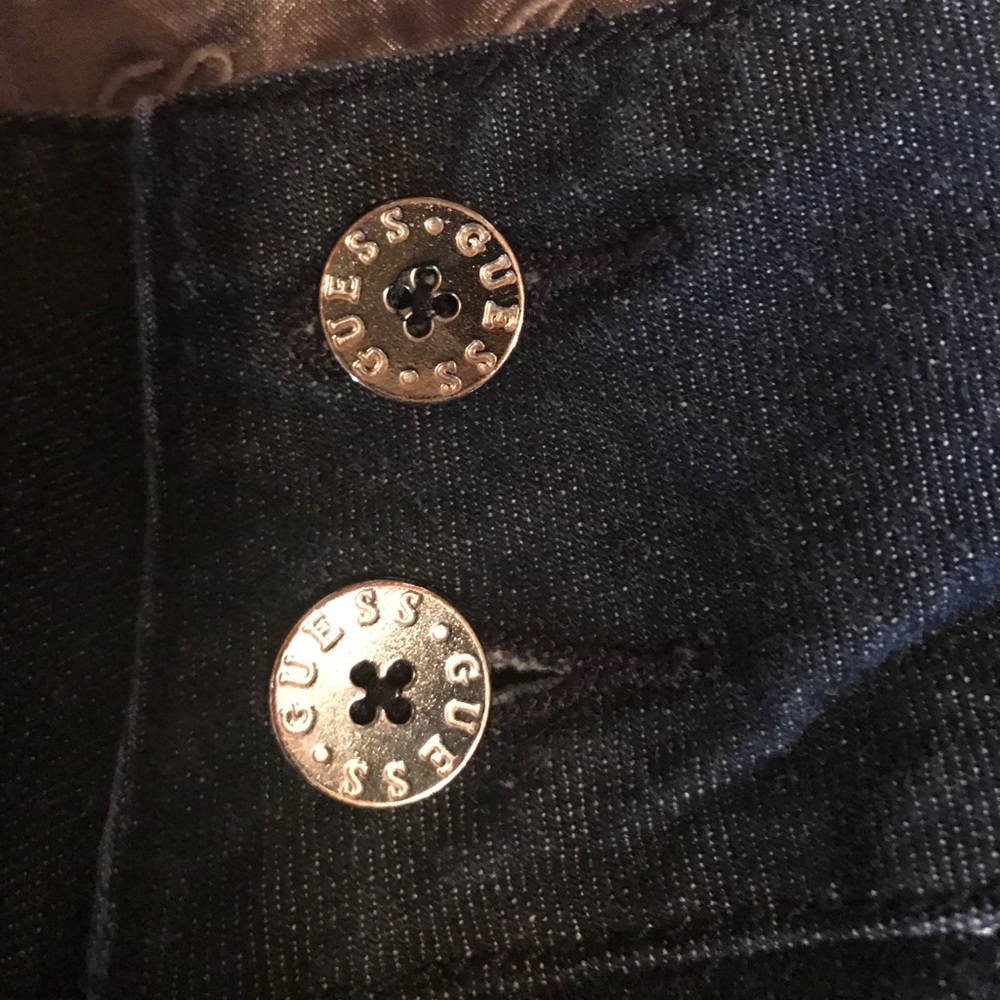 🎉🎉HP 5/22🎉🎉Guess Dark Wash Wide Leg Jeans - Picture 5 of 7