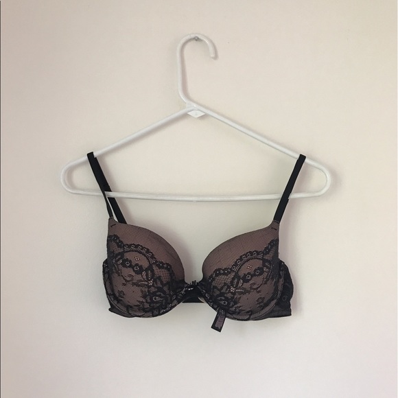 VS Black Lace Bra - Picture 3 of 5