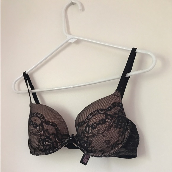 VS Black Lace Bra - Picture 4 of 5
