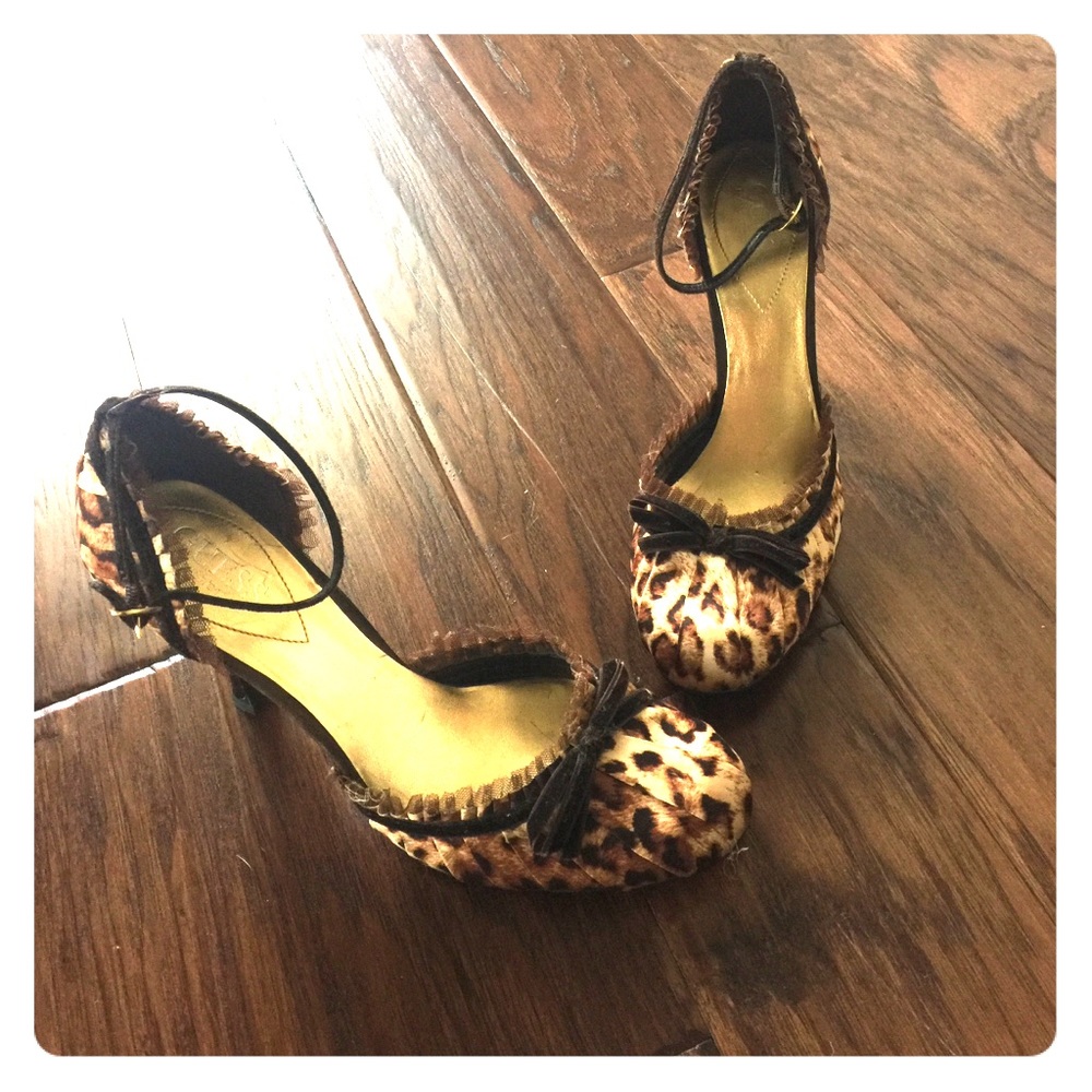 Guess by Marciao, animal print heels