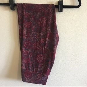 Floral One Size LuLaRoe Leggings: Burgundy Purple