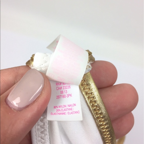 Victoria's Secret Padded Underwire Bikini Top - Picture 5 of 5