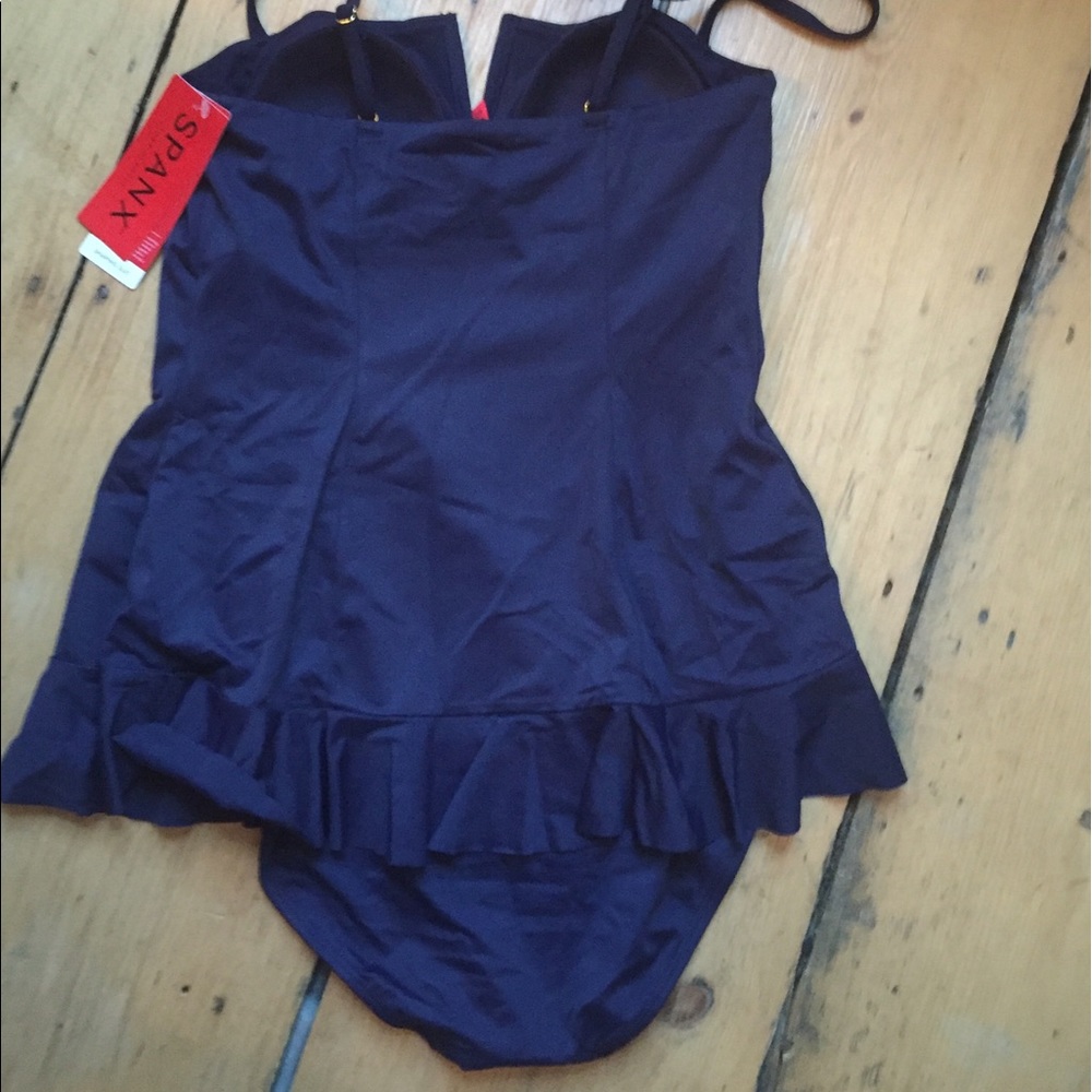 🆕 Spanx Ruffle Swim Dress - Picture 3 of 5