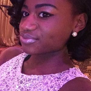 Meet your Posher, Jada