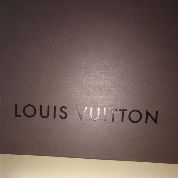 Authentic Louis Vuitton travel bag box. - Picture 3 of 5