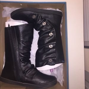 Blowfish boots