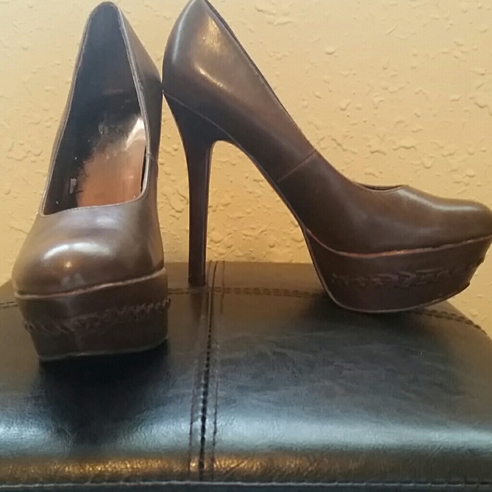Brown pumps