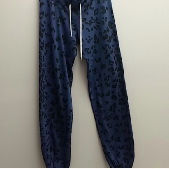 I'm always in search of something specific. - Picture 4 of 4