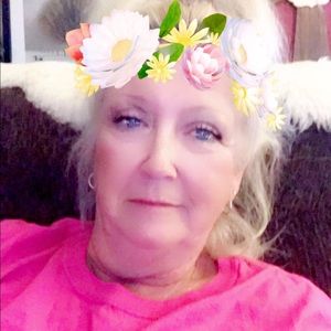 Meet your Posher, Connie